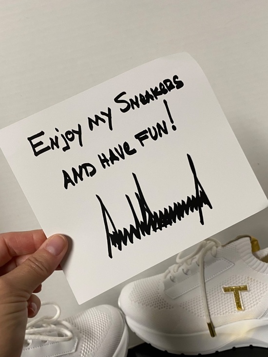 Donald Trump POTUS 45 White Sneakers M5/W6.5 • With Box & Card • Gold Accent main image 5